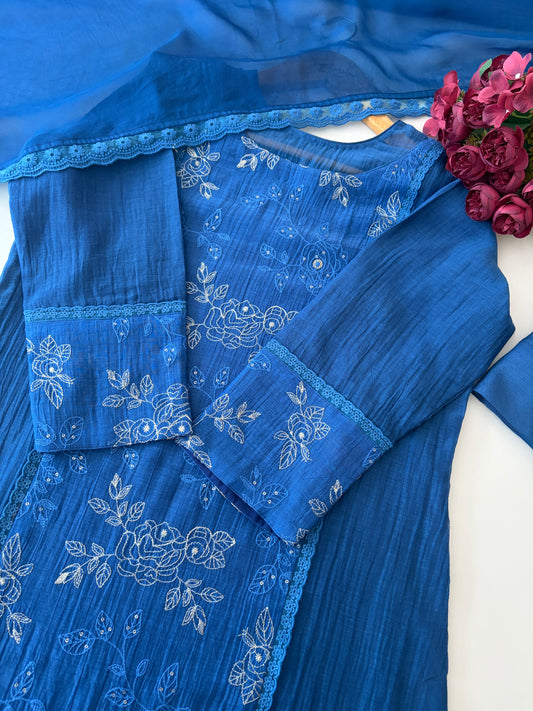 BLUE AMARA