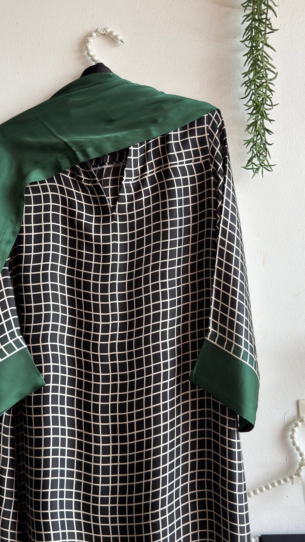 EMERALD CHECKS