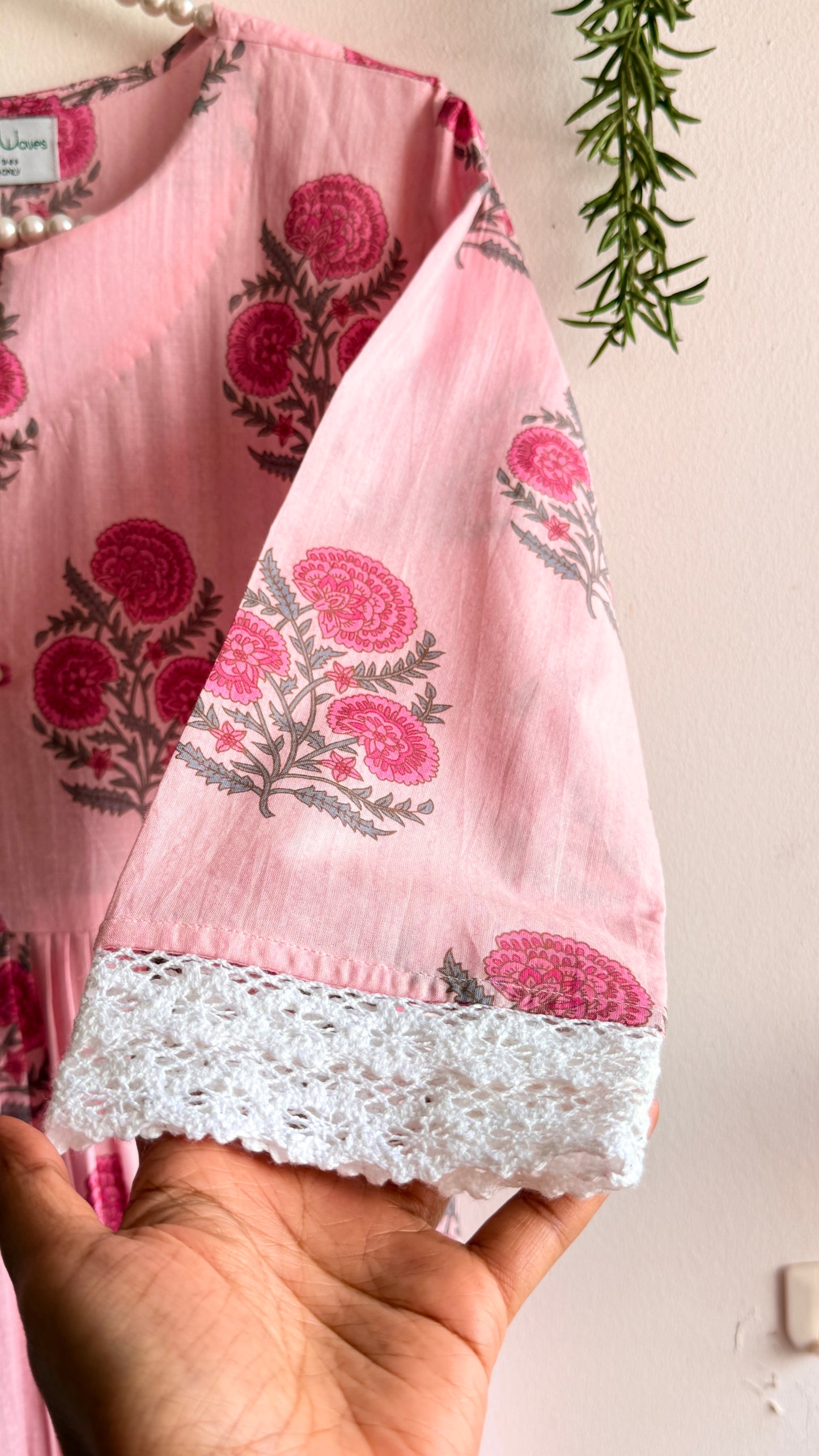 ROSY PINK