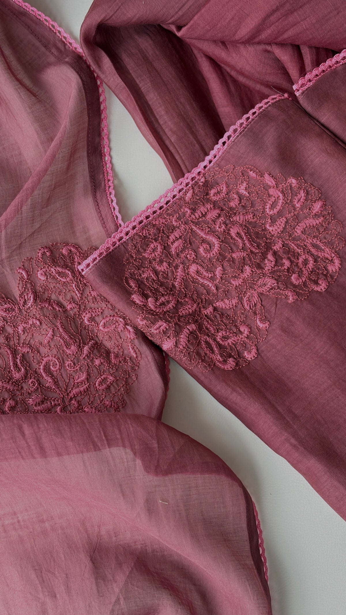 VELVET MAUVE