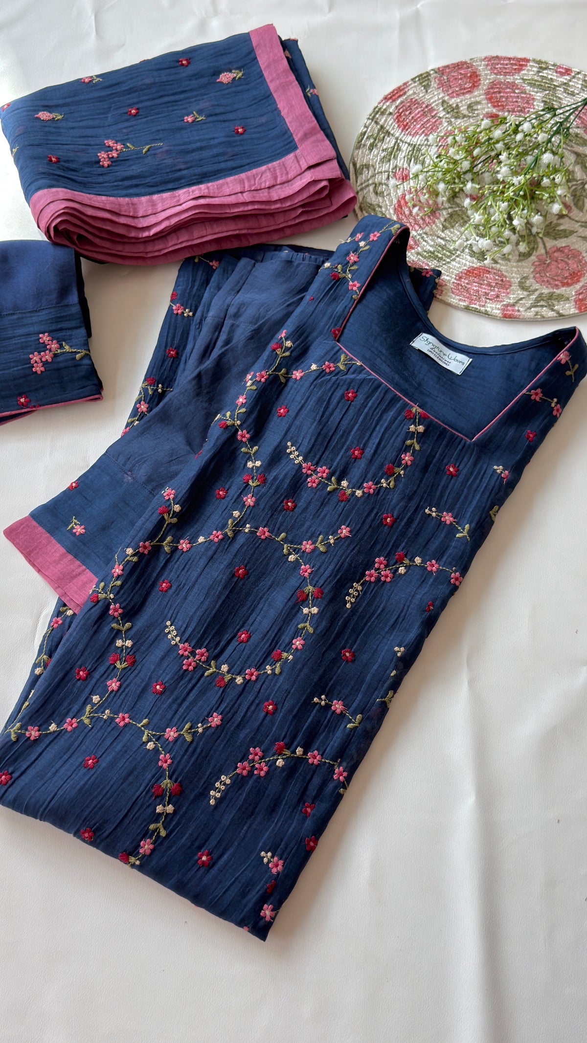 FLORAL BLUE MOON