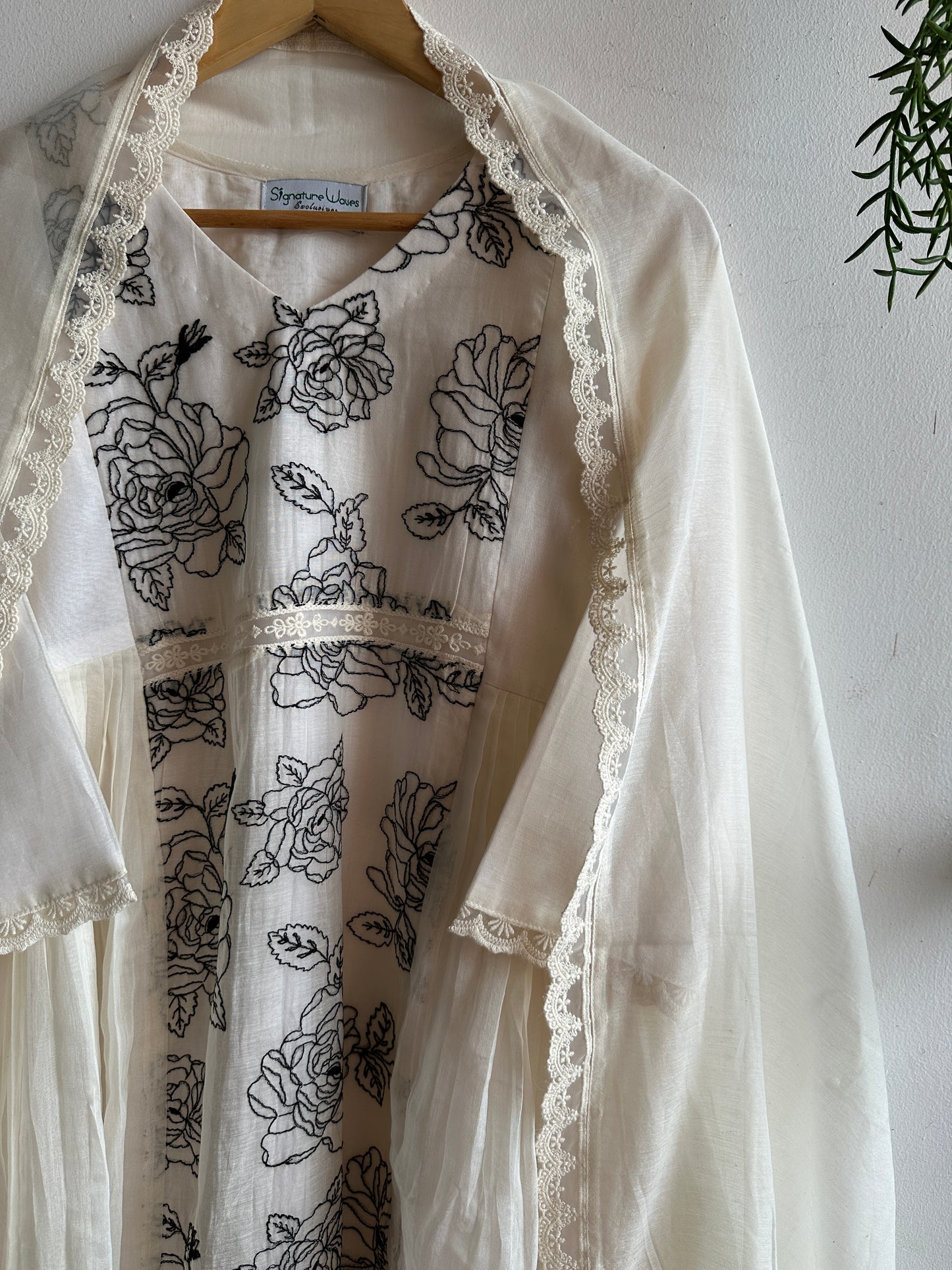 Noir Bloom Chanderi Suit Set – Monochrome Florals in Elegant Contrast