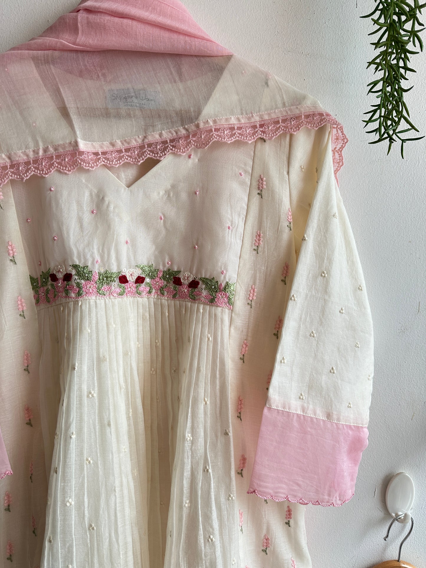 Snow Blush Chanderi Suit Set – Off-White & Ice Pink Elegance with Delicate Embroidery