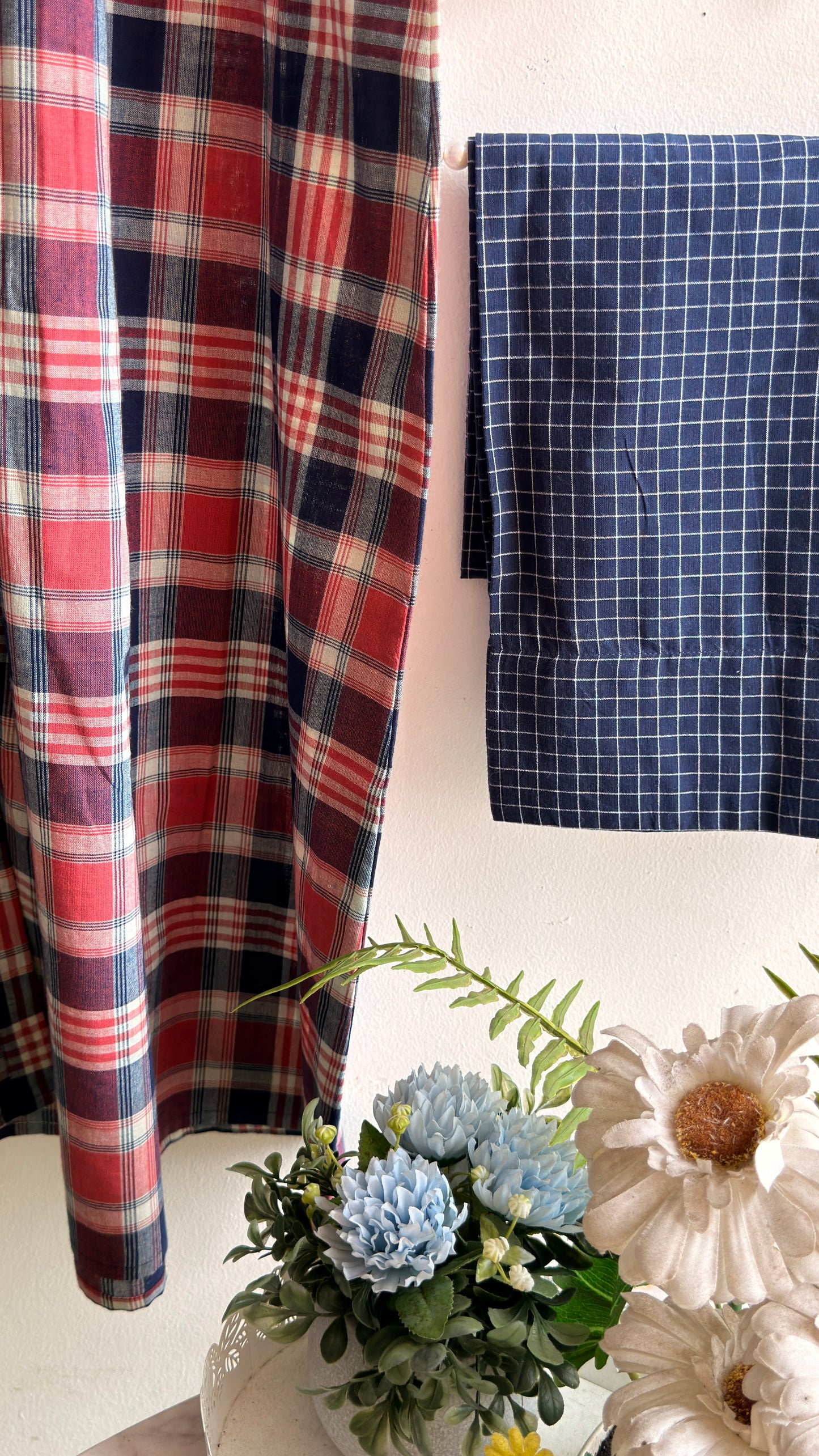 COZY CHECKS