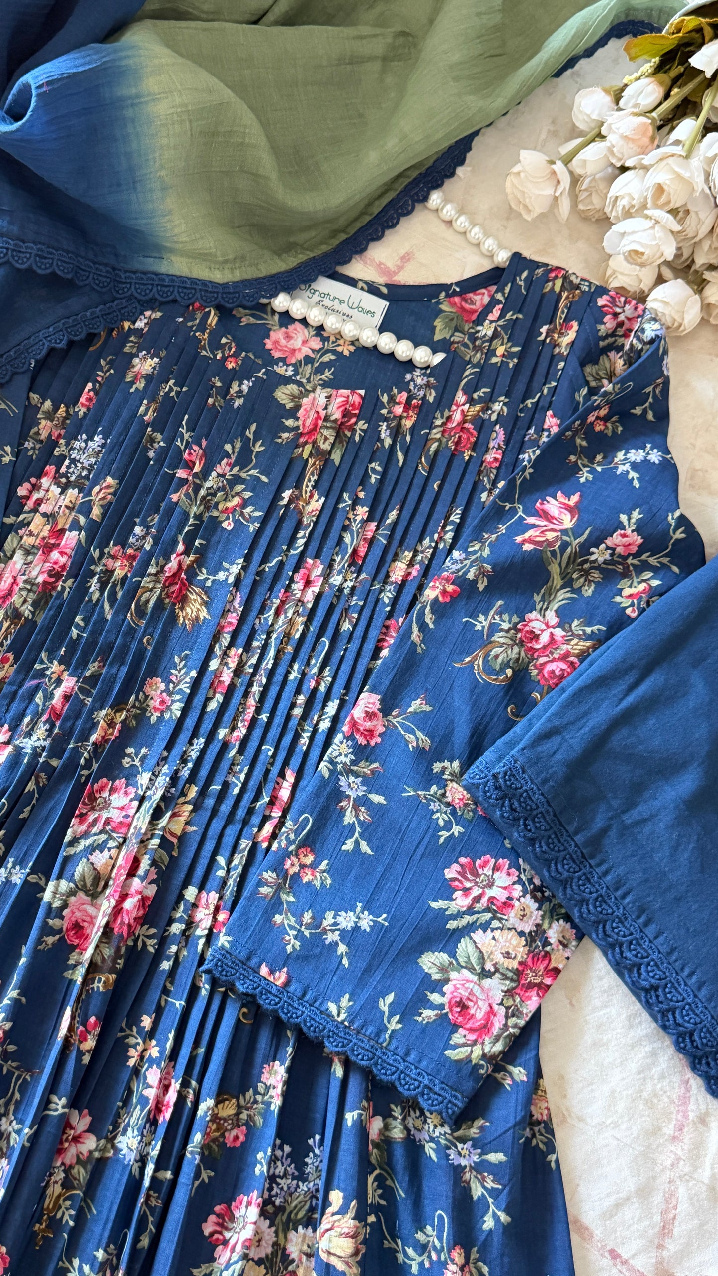 BLUE FLORAL
