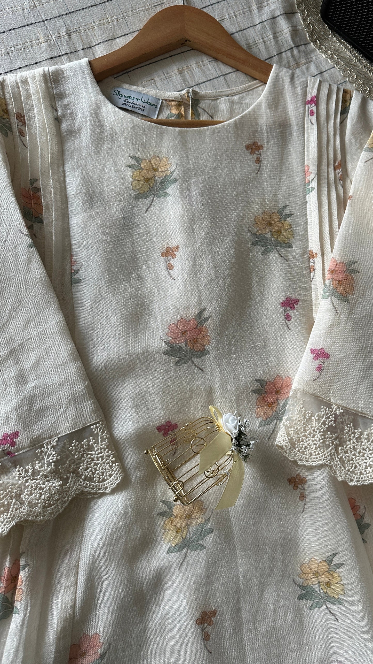 LINEN SONG