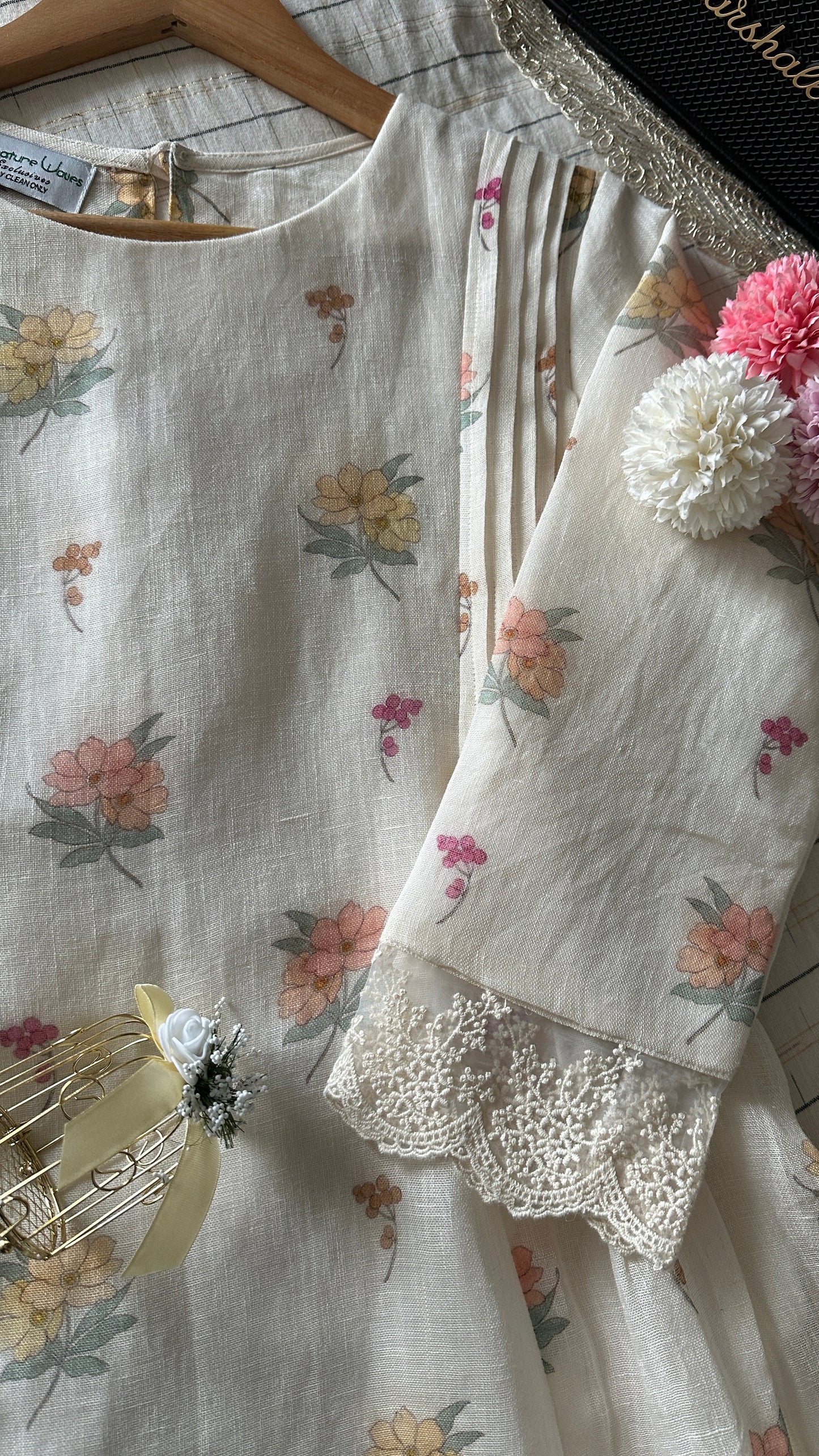 LINEN SONG