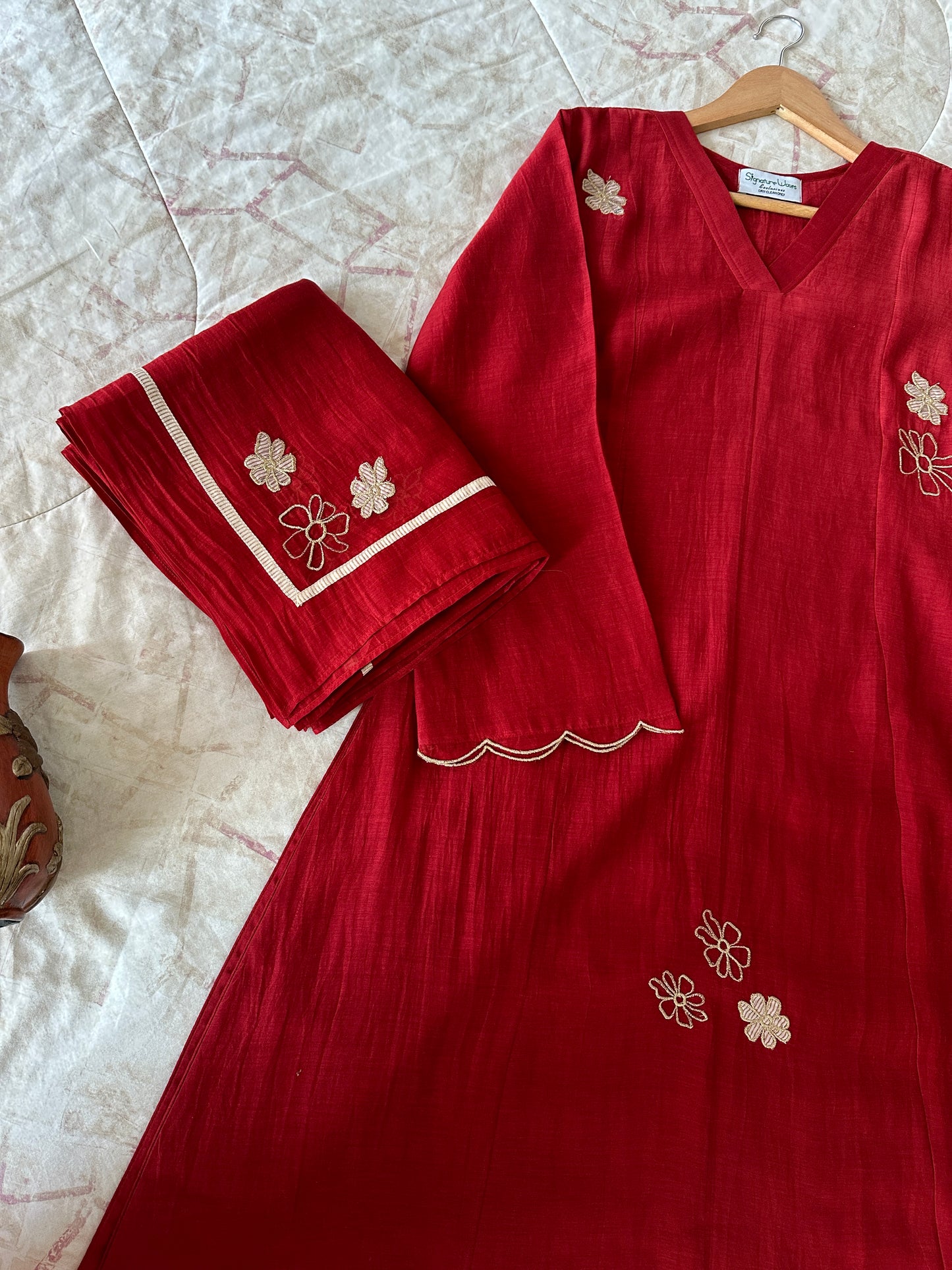 Crimson Petals - The Red for all seasons