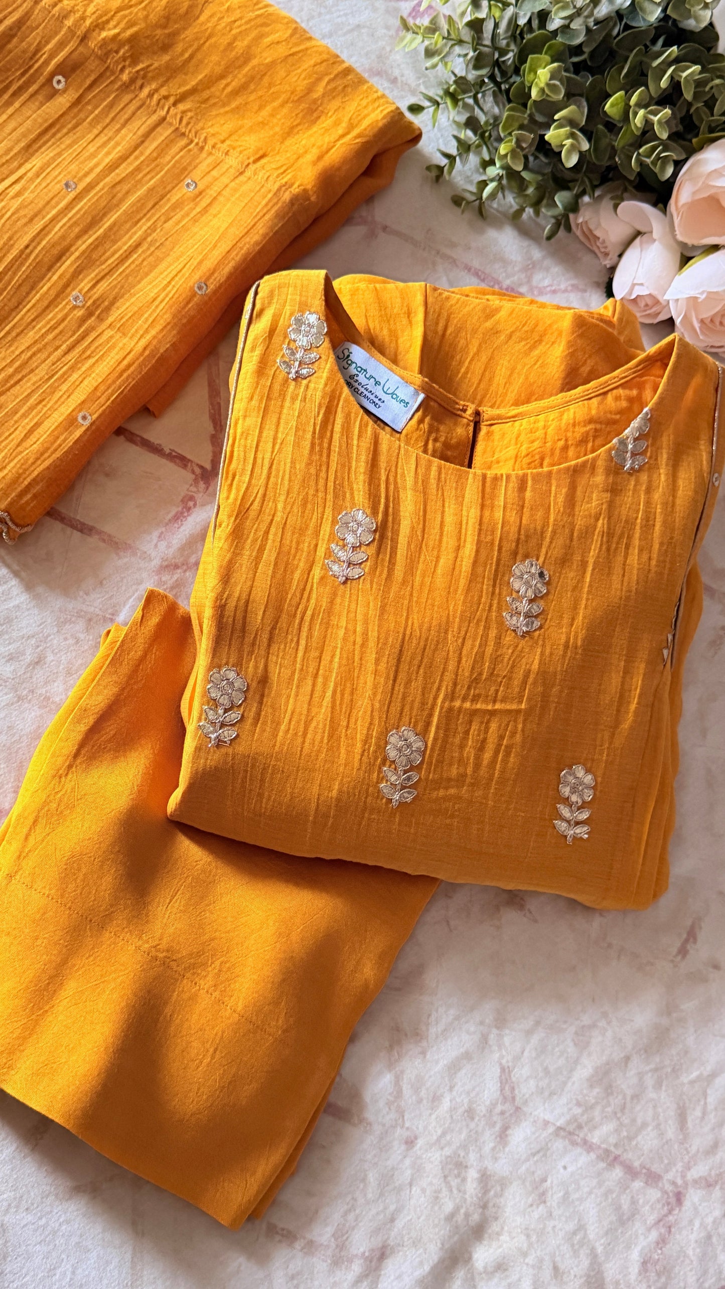 SUNLIT MUSTARD