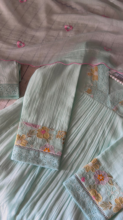 BEAUTY OF RICH PASTELS