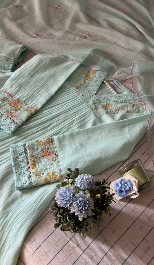 BEAUTY OF RICH PASTELS