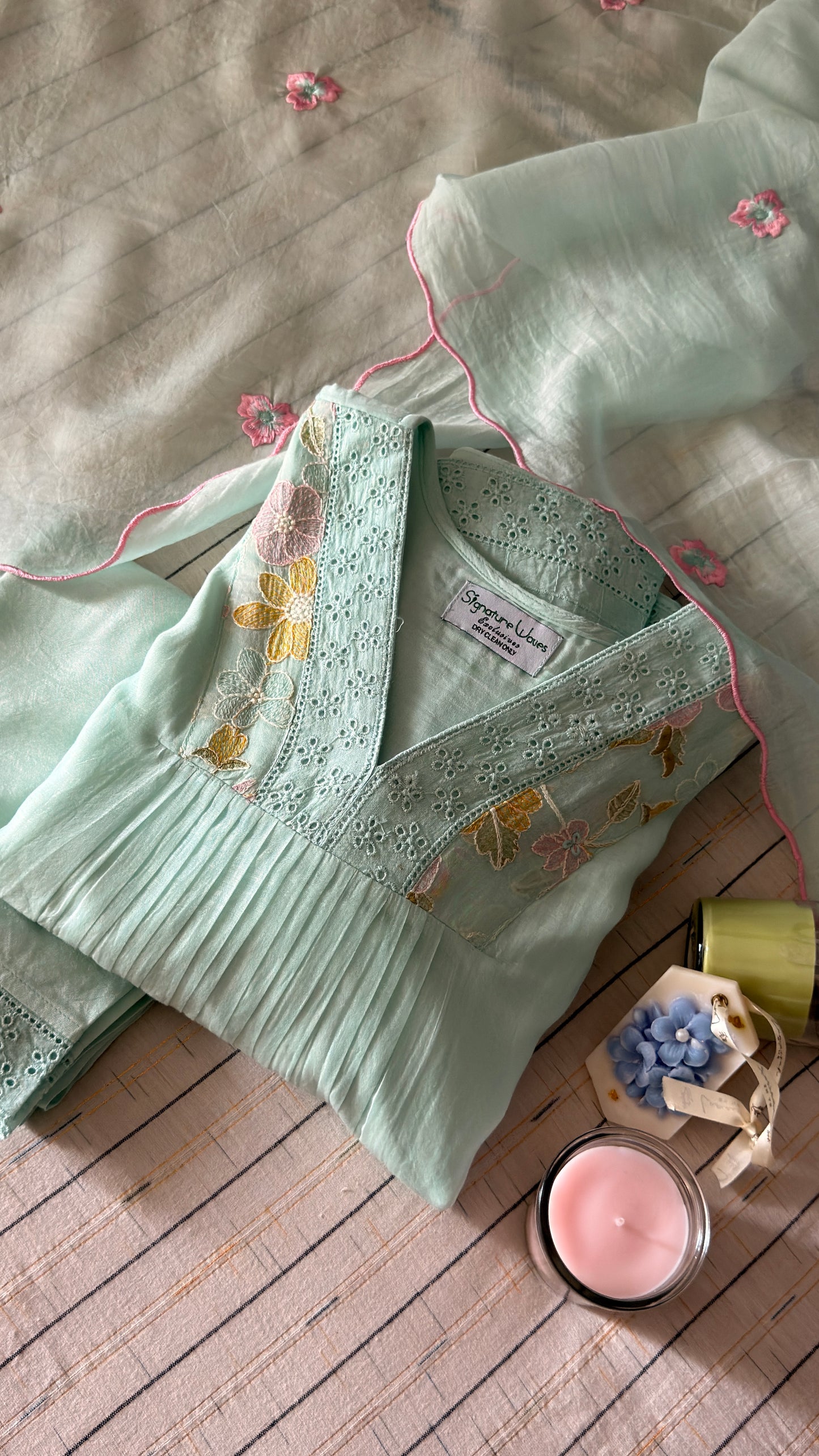 BEAUTY OF RICH PASTELS