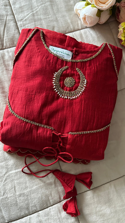 SCARLET LOVE