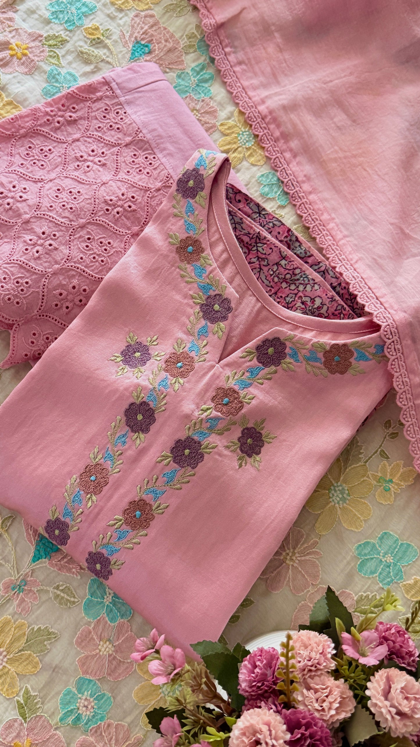 ROSY THREAD
