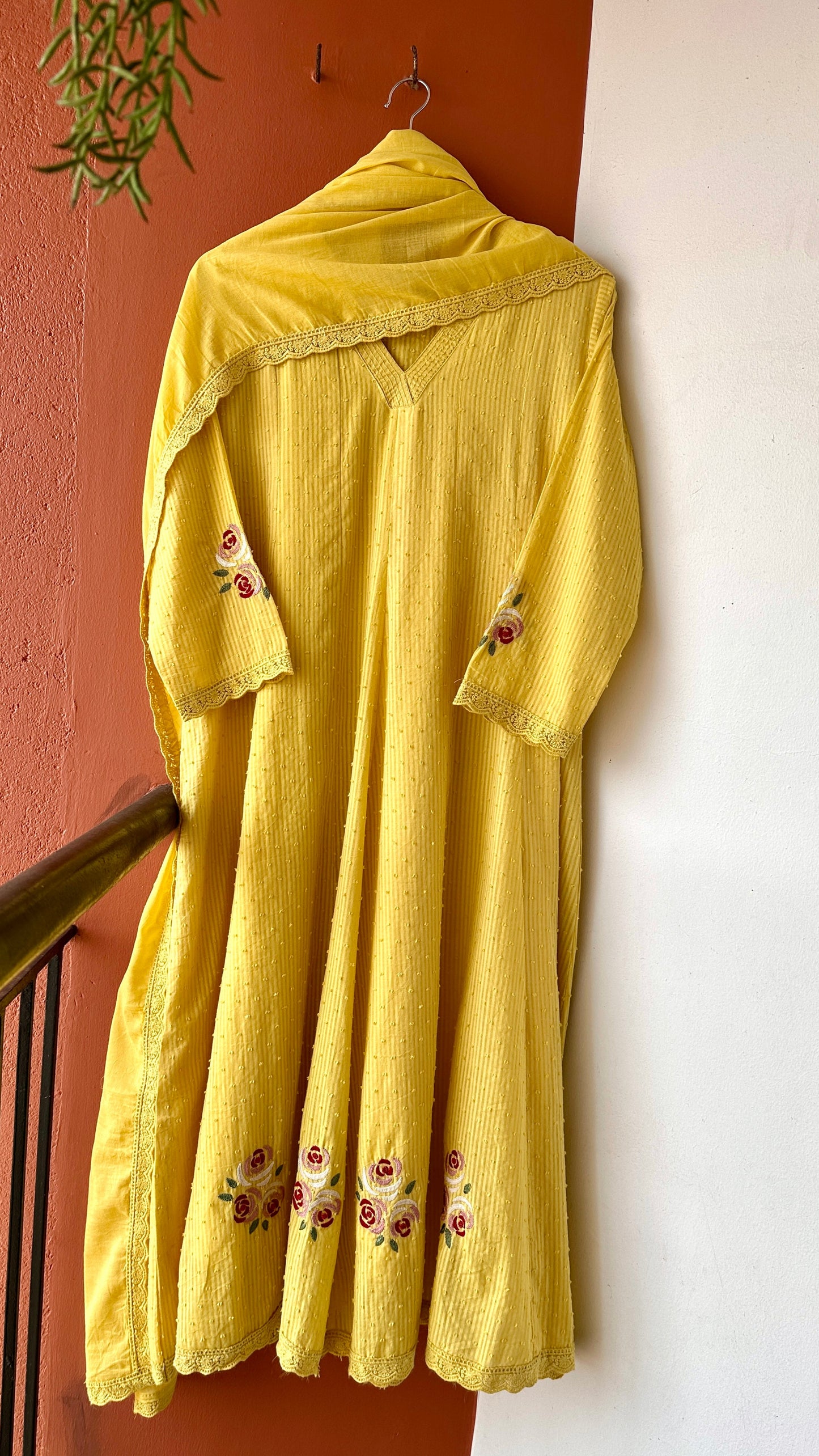 DREAM OF YELLOW