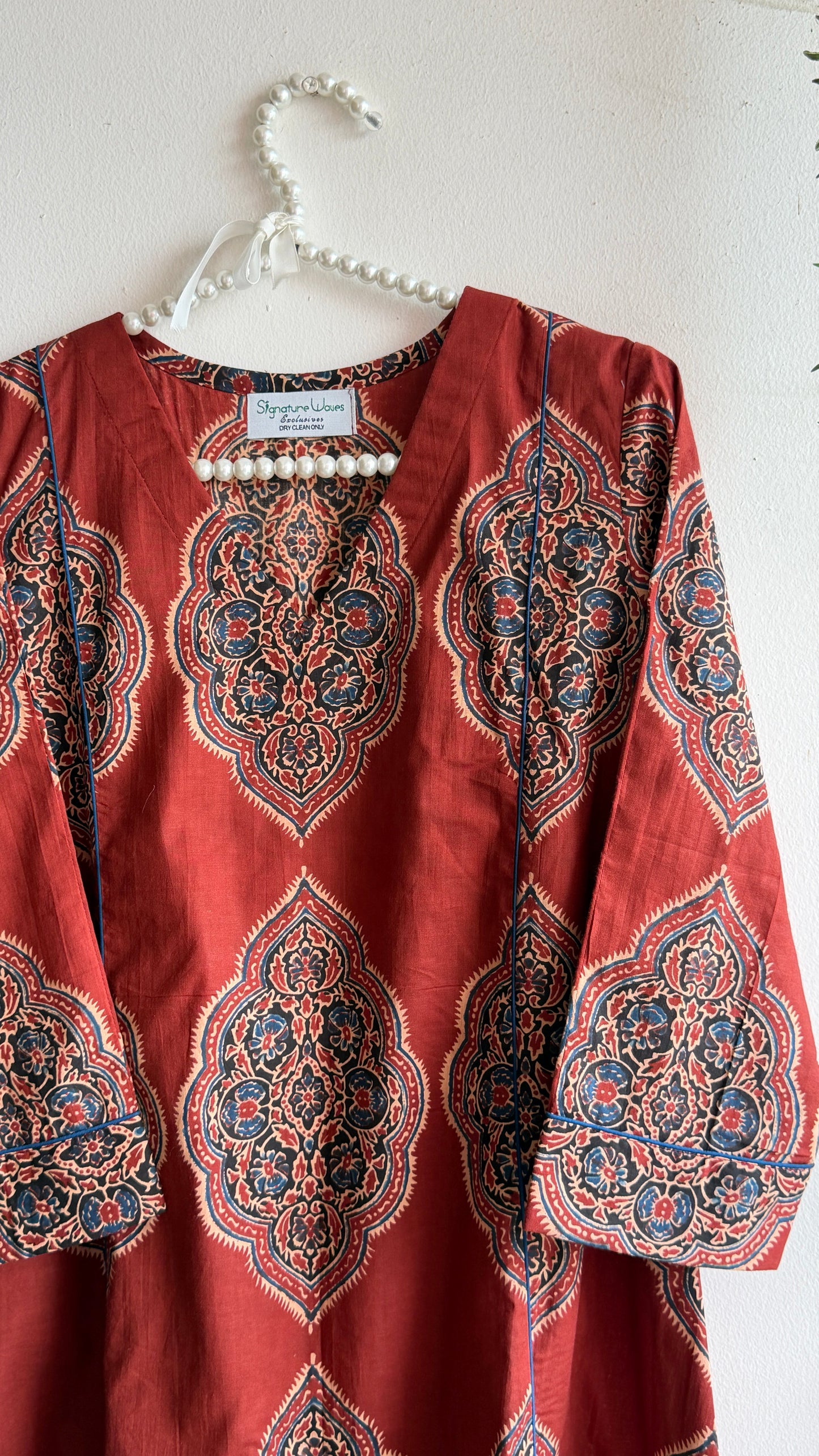 DAILY PALETTE- RED