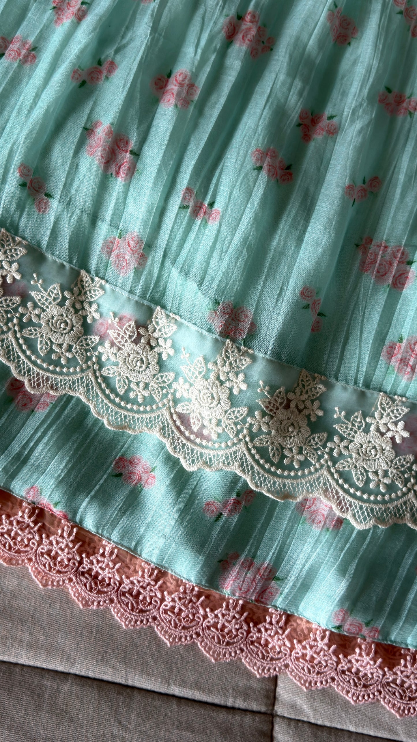 MINT ROSETTE