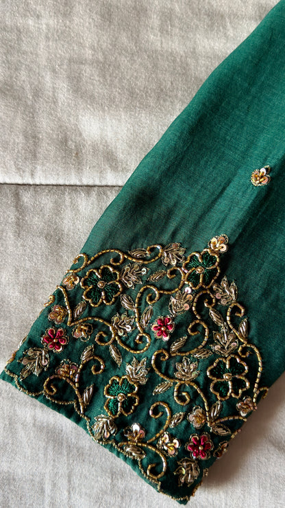 EMERALD ROSE