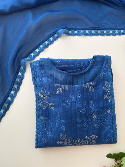 BLUE AMARA
