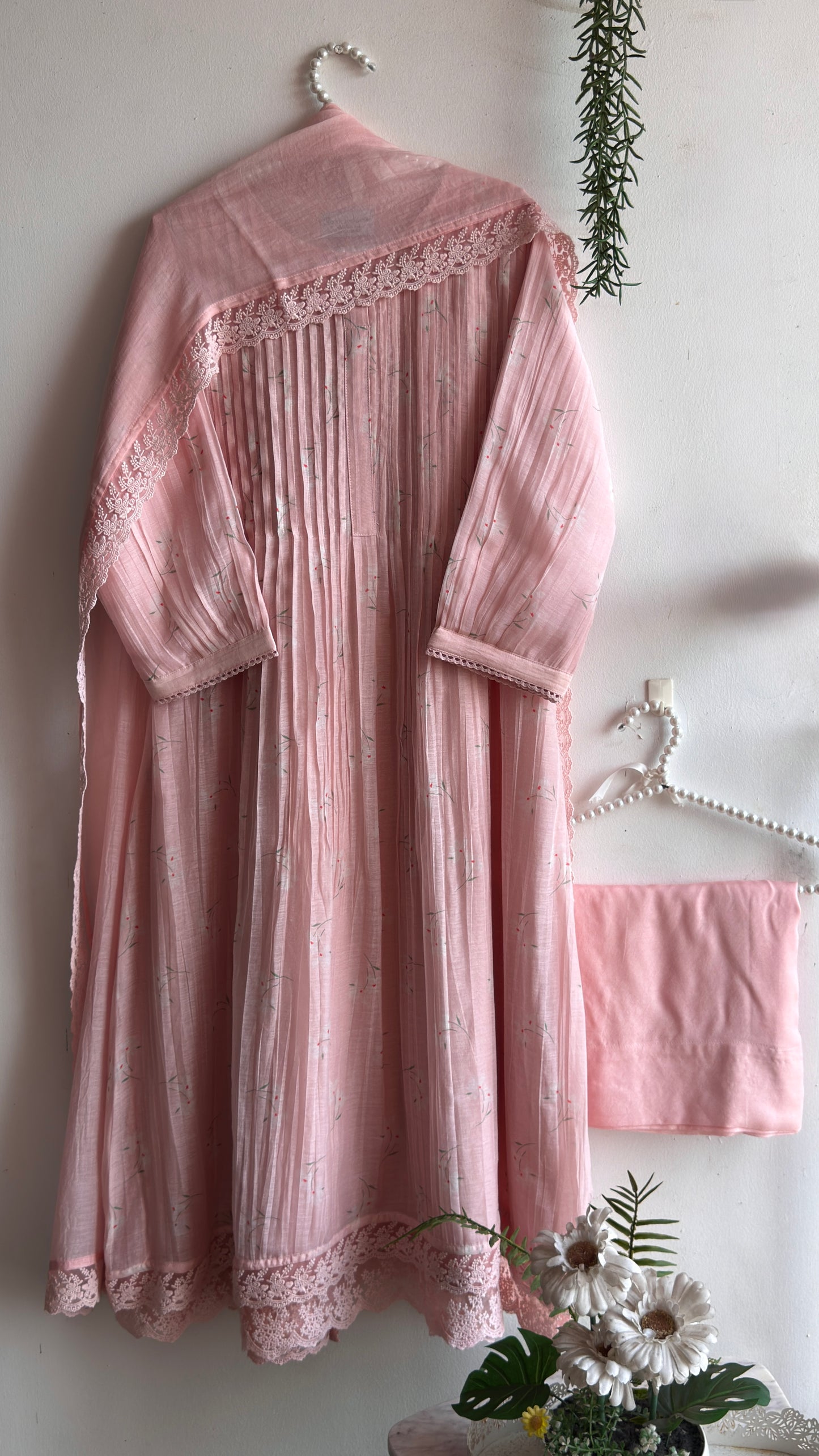 PINK MERINGUE