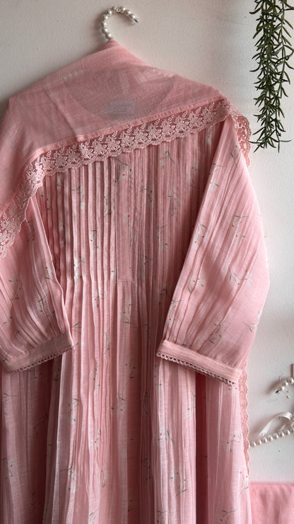 PINK MERINGUE