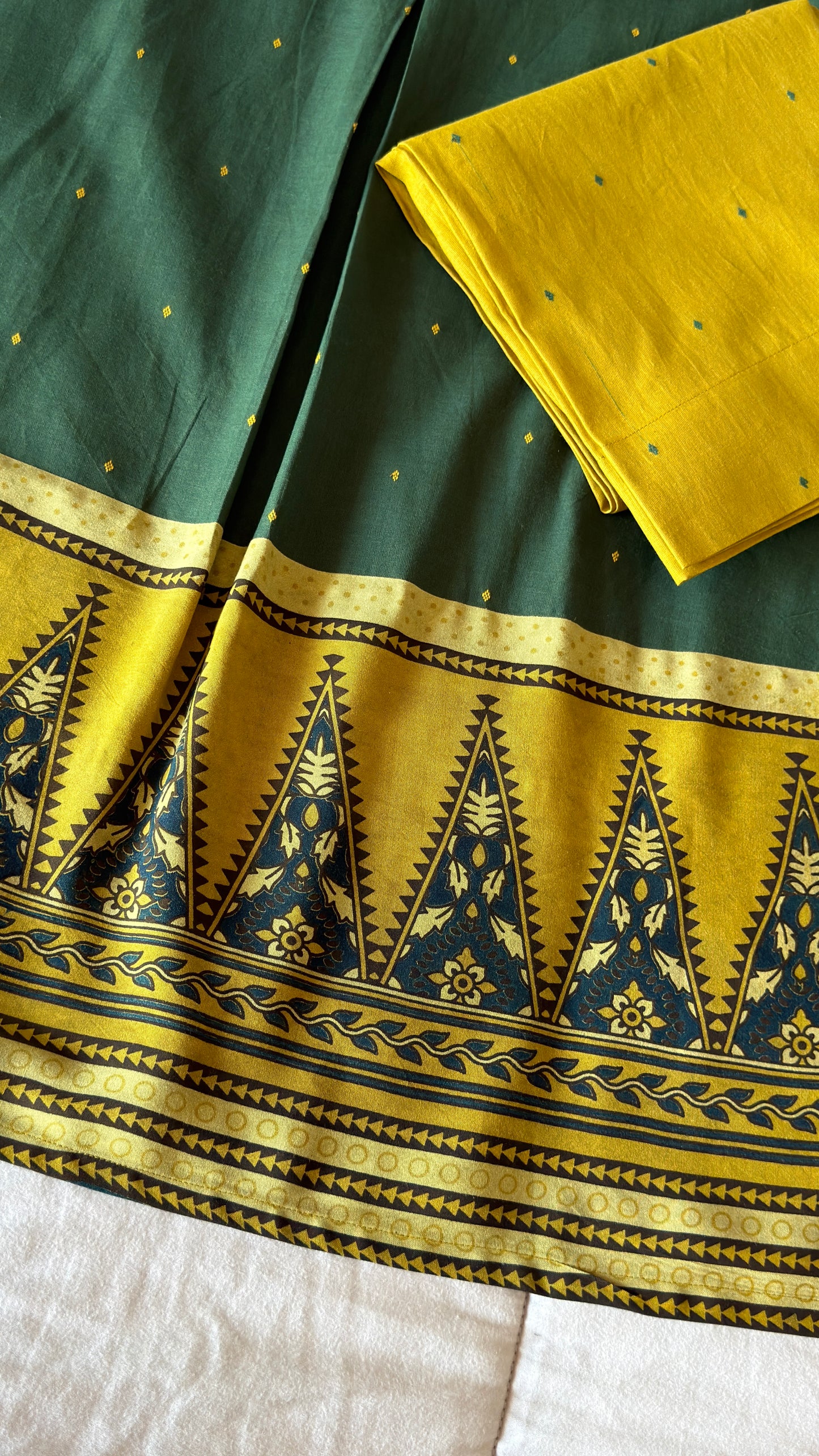 MEHNDI GOLD