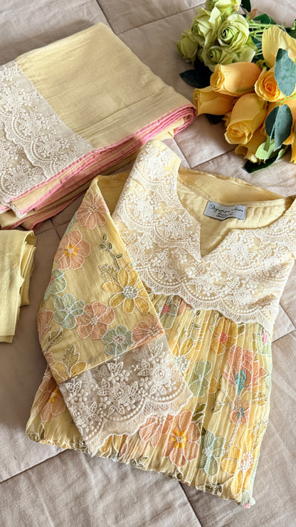 GOLDEN WHISPER