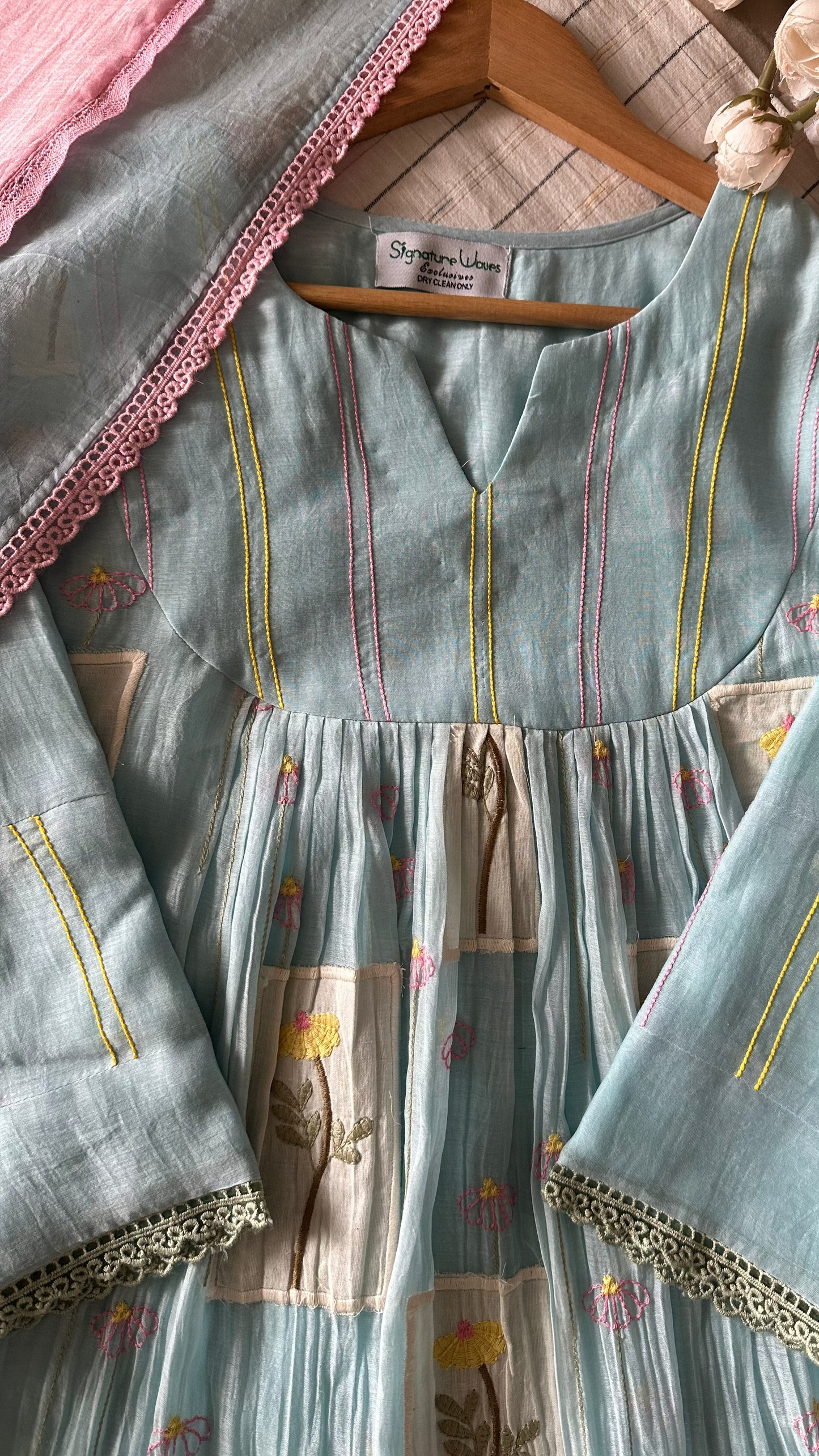 GARDEN STICHES IN BLUE