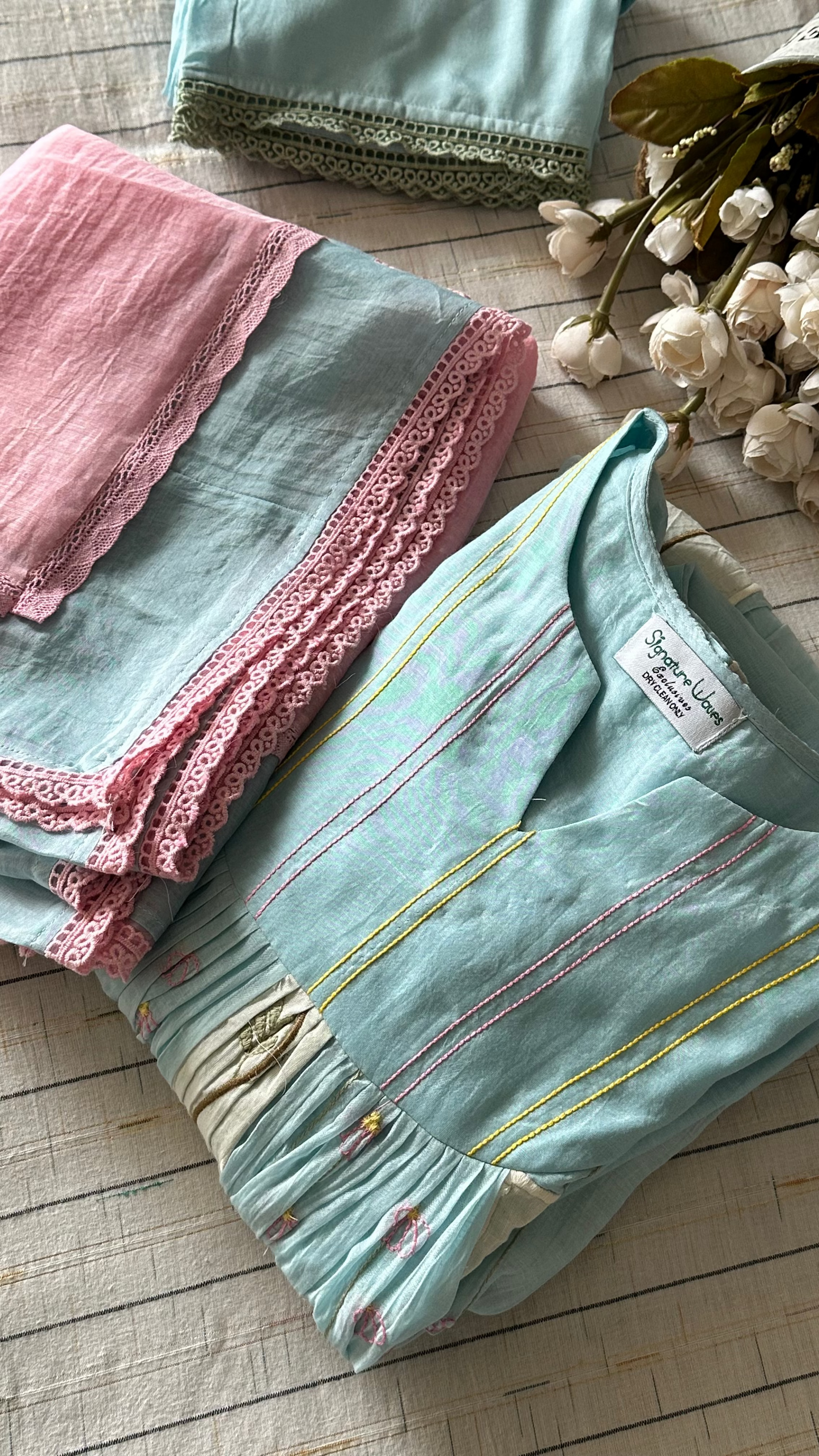 GARDEN STICHES IN BLUE