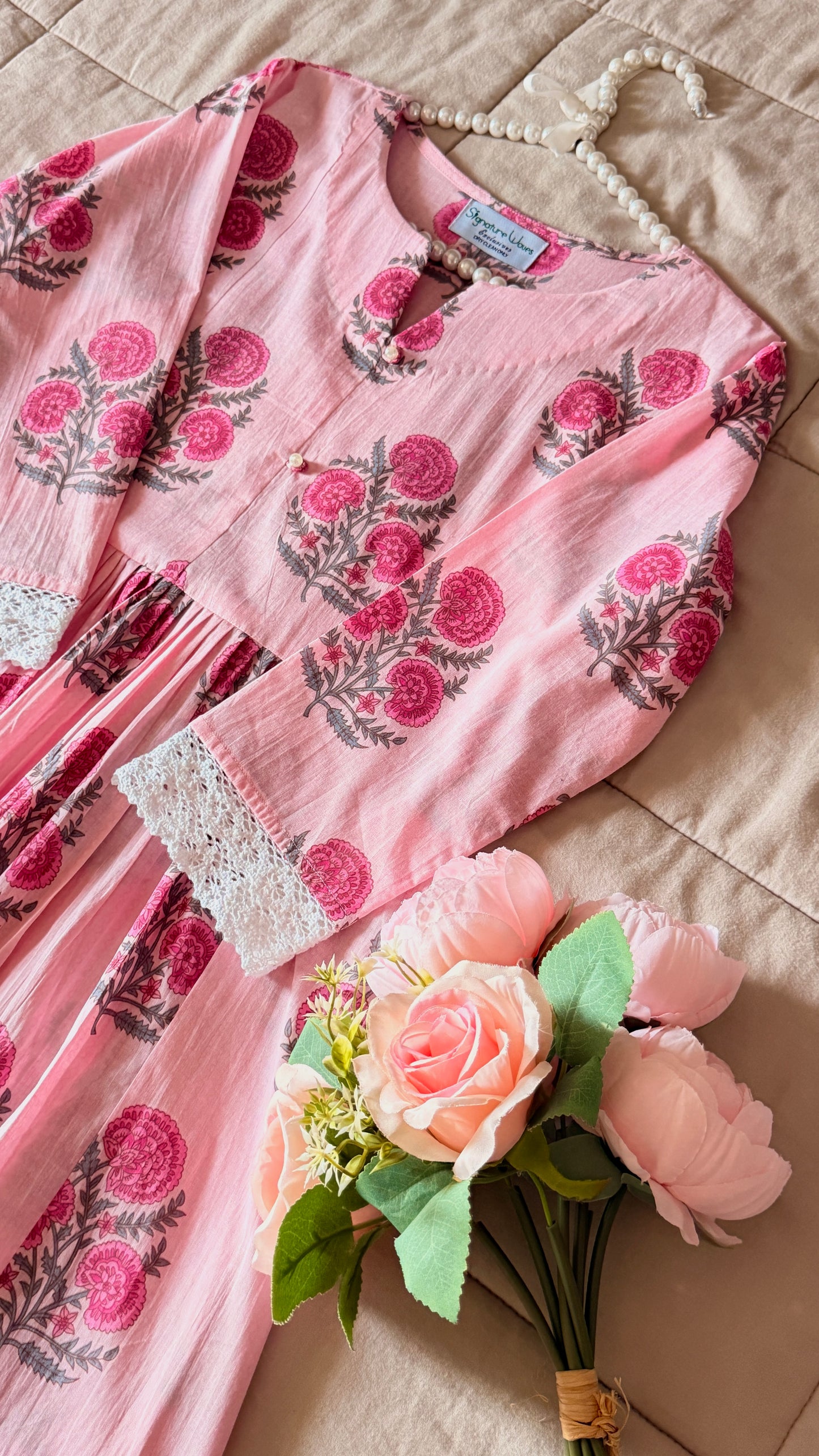 ROSY PINK