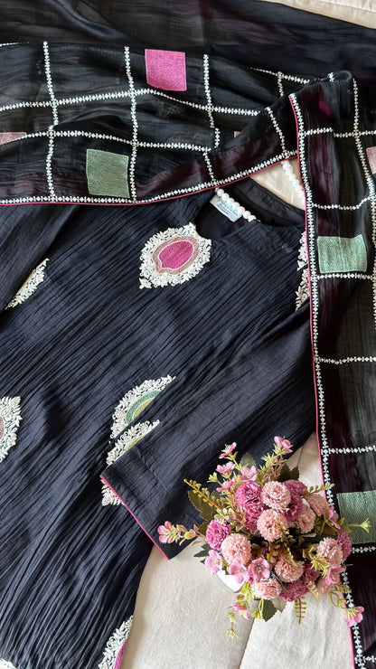 OBSIDIAN BLOOM