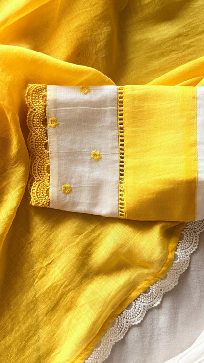 DREAMS IN YELLOW