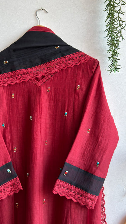 MAROON NOIR