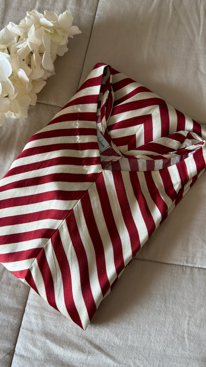 CRIMSON CHEVRON