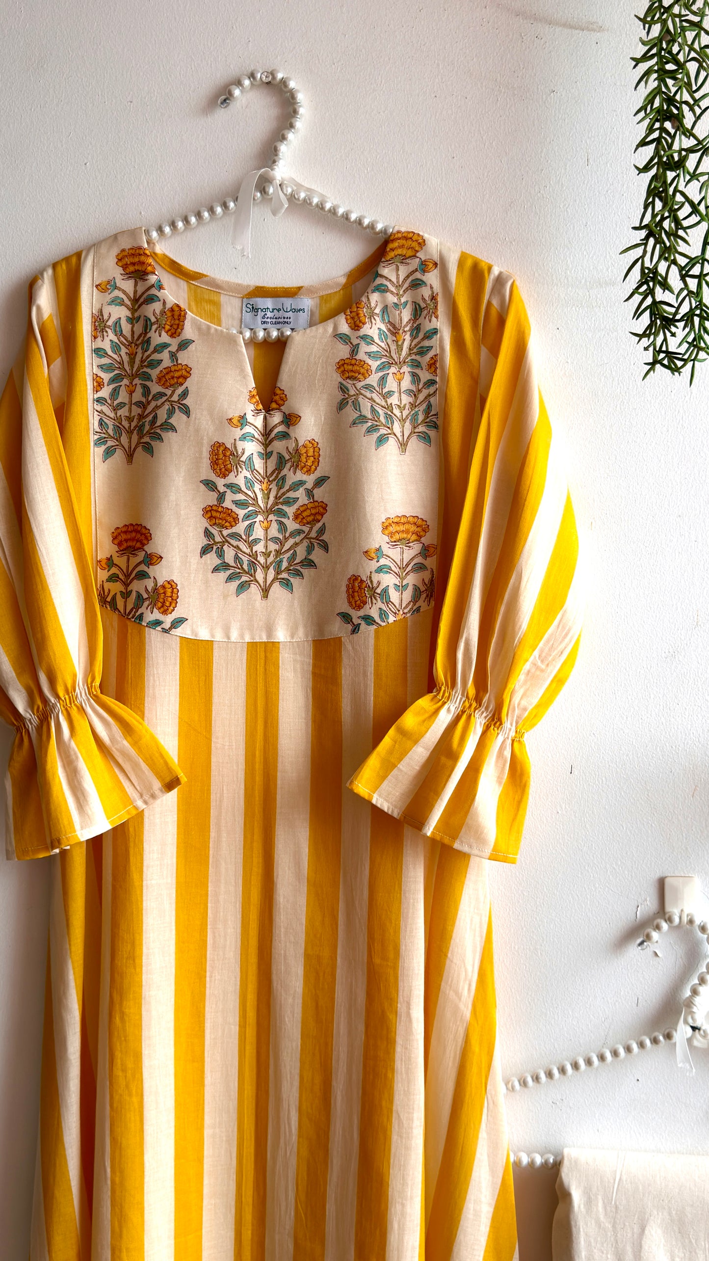 MARIGOLD MUSE