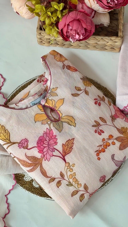 BLUSH BOTANICA