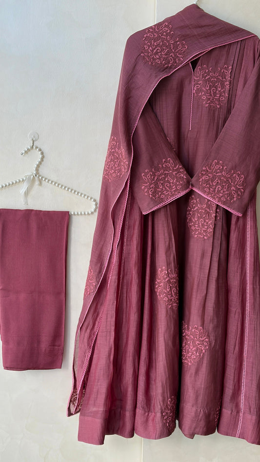 VELVET MAUVE