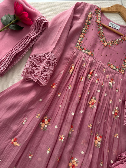 Petal Haze Suit Set – Dusty Rose Elegance with Delicate Floral Handwork