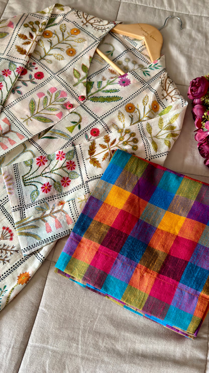 CHECKS & BLOOMS