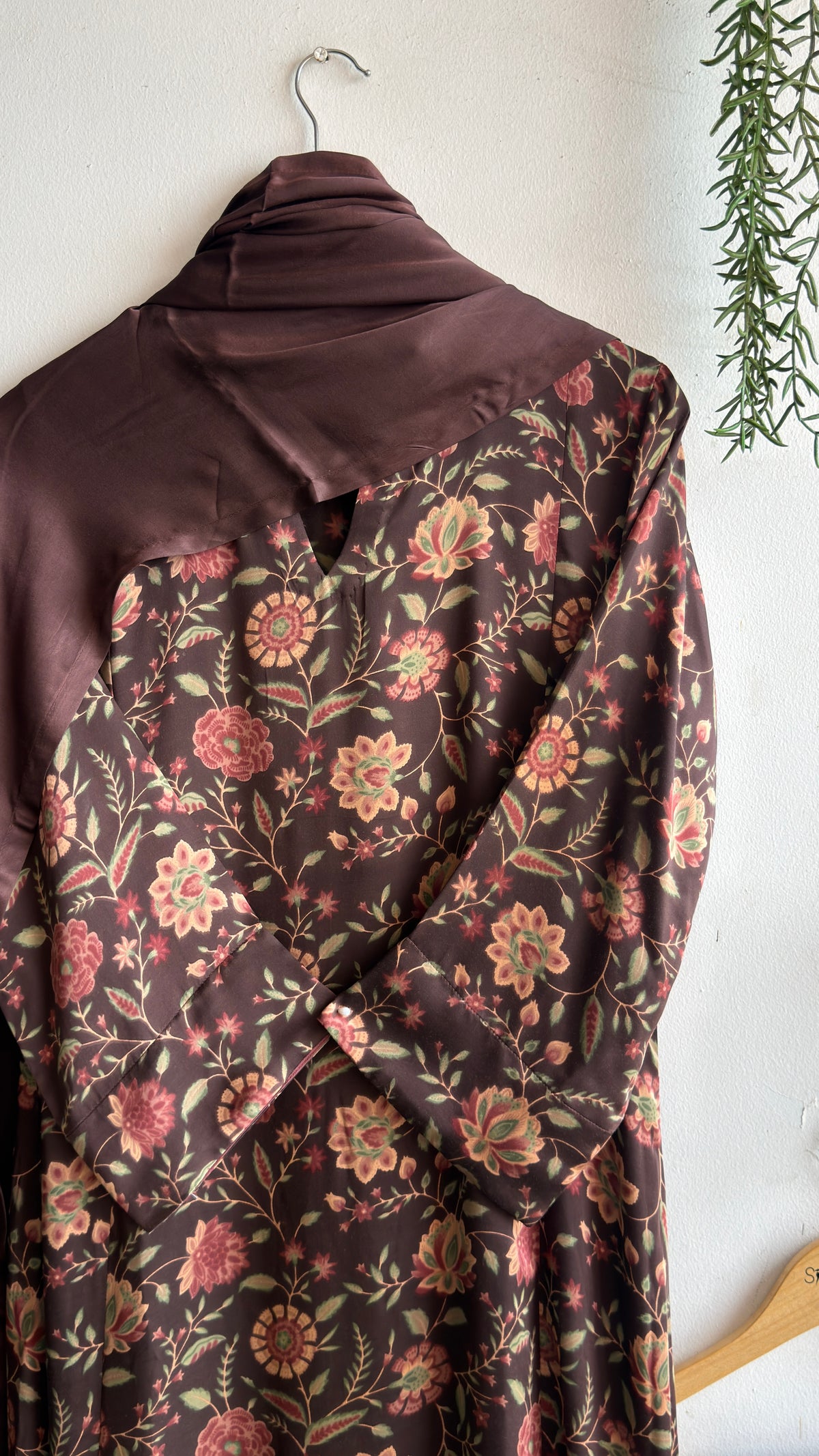MOCHA FLORAL