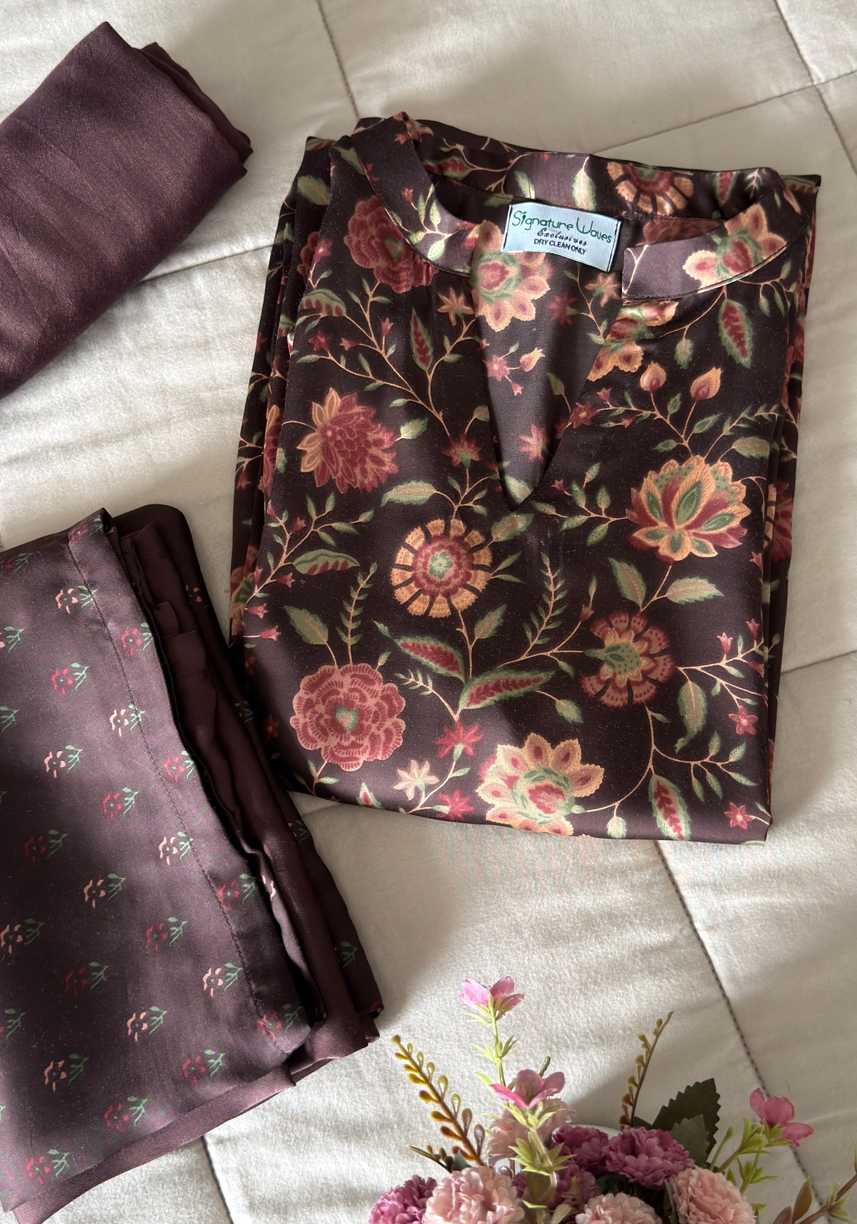 MOCHA FLORAL