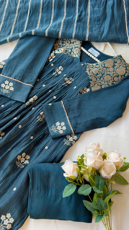 ROYAL TEAL