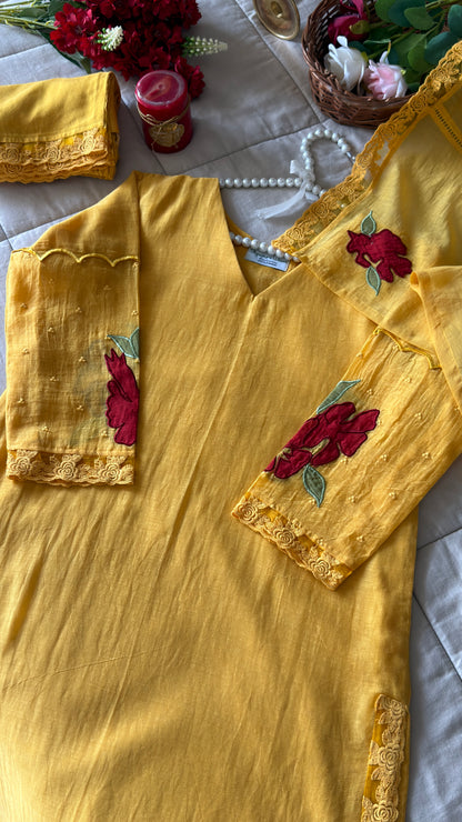 GOLDEN BLOOM