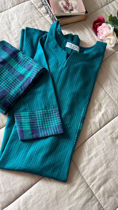TIDE & TEAL