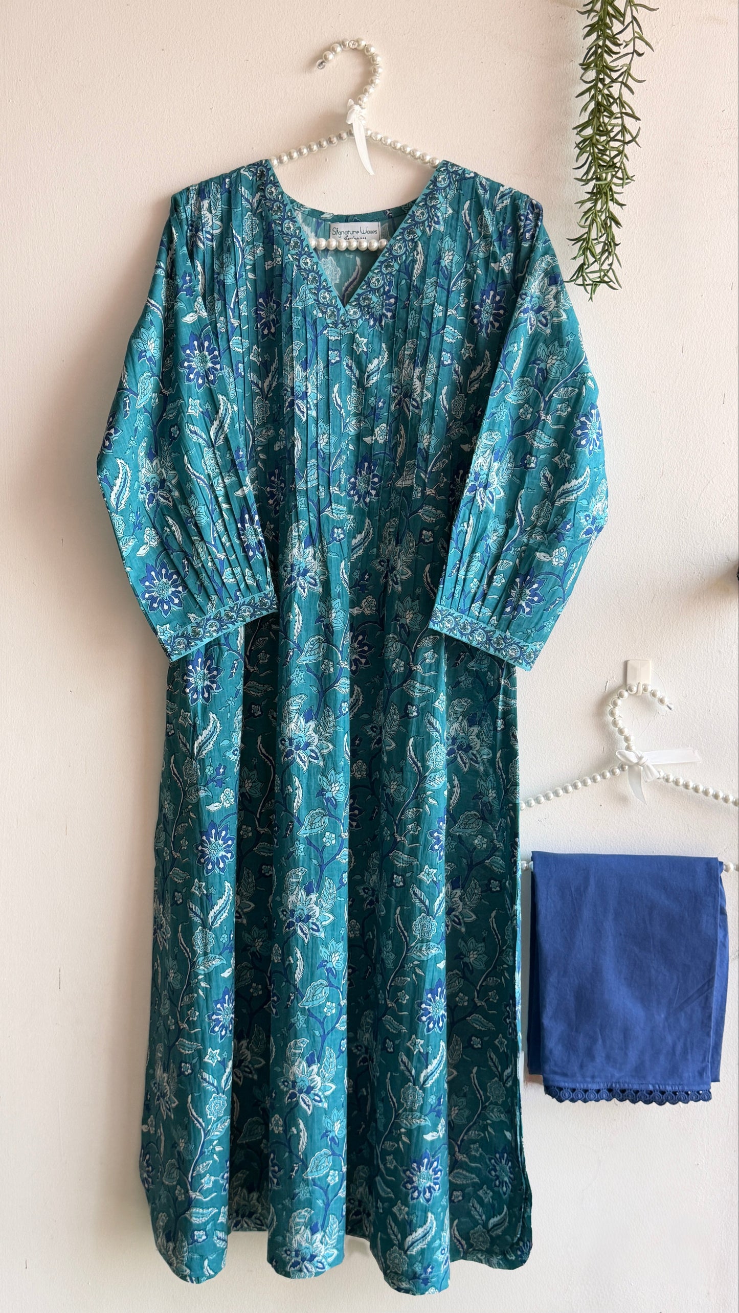 EVERYDAY TEAL