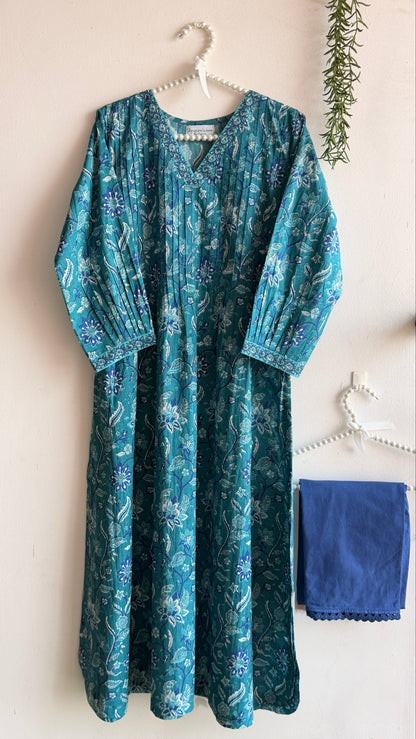 EVERYDAY TEAL