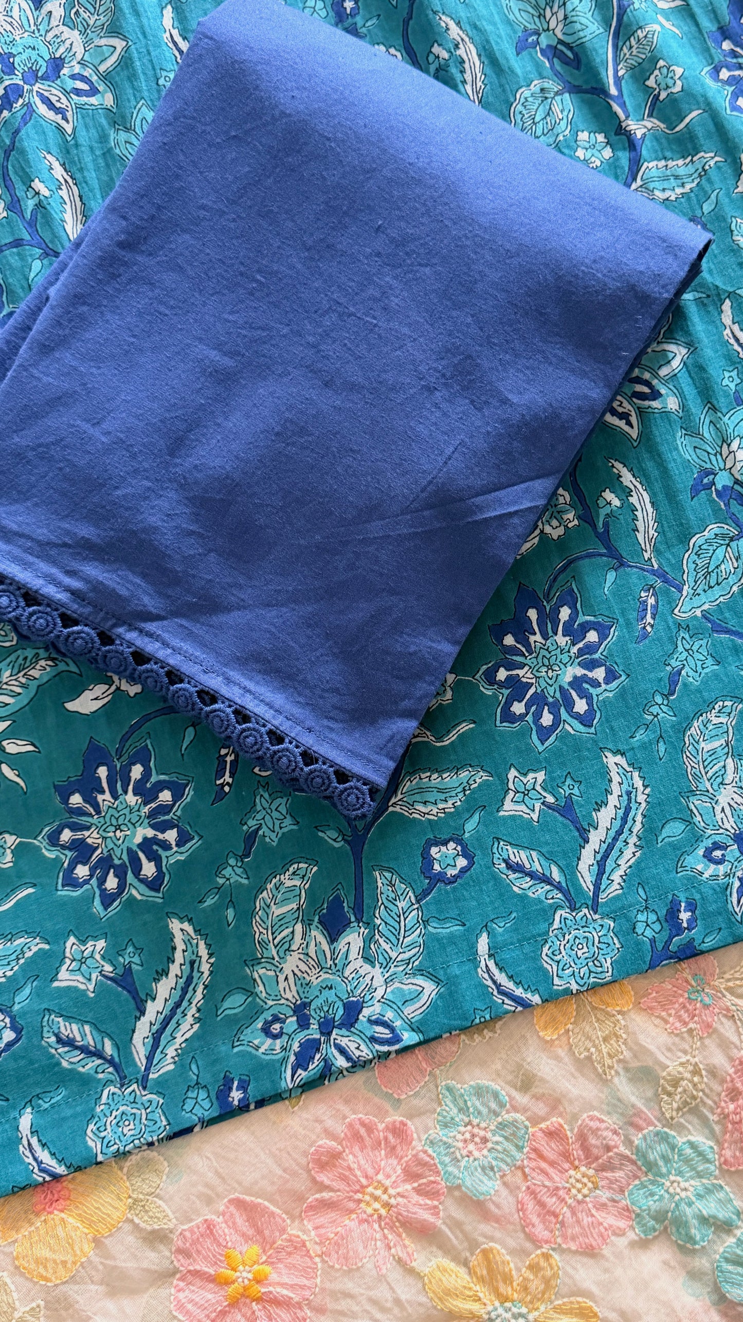 EVERYDAY TEAL