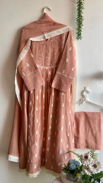 ANTIQUE ROSE