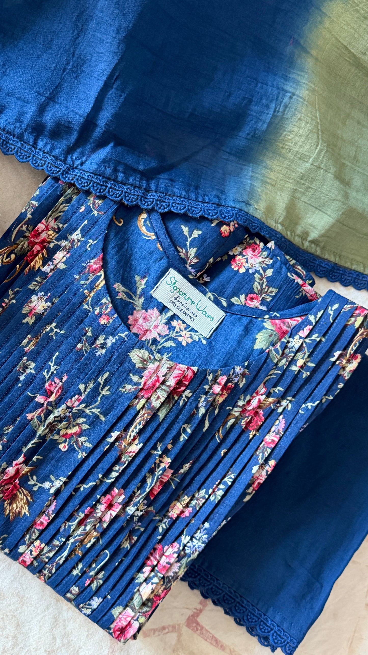 BLUE FLORAL