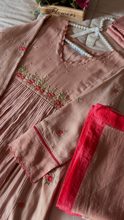 VINTAGE ROSE